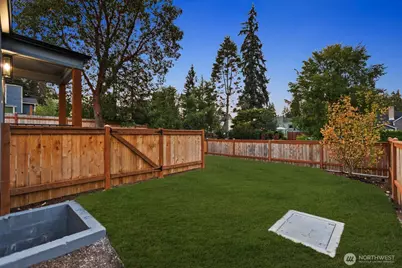 813 NE 125th Street, Seattle, WA 98125 - Photo 33