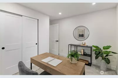 813 NE 125th Street, Seattle, WA 98125 - Photo 19