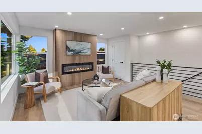 813 NE 125th Street, Seattle, WA 98125 - Photo 3