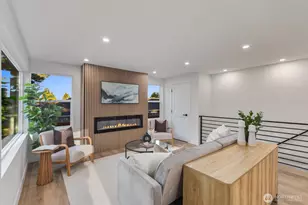 813 NE 125th St, Seattle, WA 98125 - Photo 3