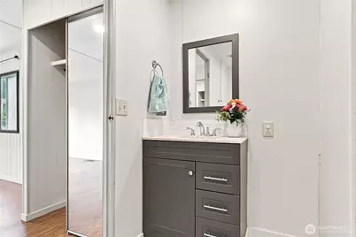 18425 NE 95th Street #179, Redmond, WA 98052 - Photo 9
