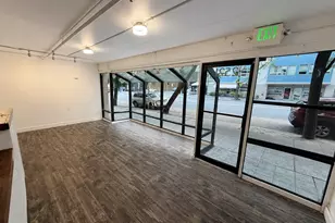 2521 1st Ave, Seattle, WA 98121 - Photo 13