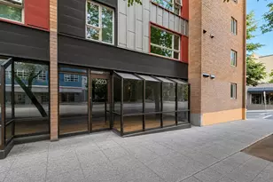 2523 1st Ave, Seattle, WA 98121 - Photo 3