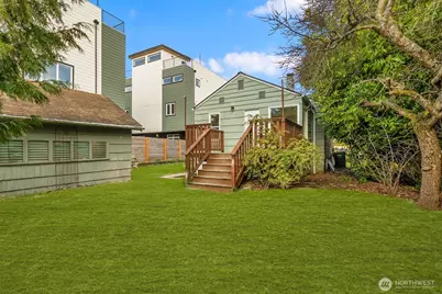 935 N 92nd Street, Seattle, WA 98103 - Photo 33