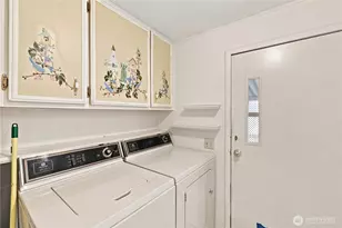 18425 NE 95th St, Redmond, WA 98052 - Photo 21