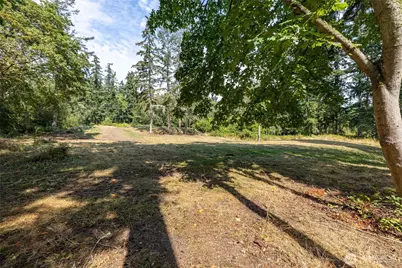 1110 Bush Point Road, Freeland, WA 98249 - Photo 5