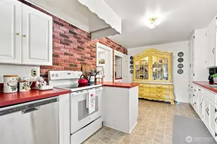 9511 Olson Rd NW, Bremerton, WA 98311 - Photo 13