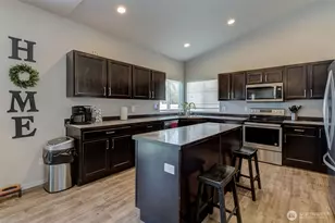 1450 Denny Pl, Rock Island, WA 98850 - Photo 5