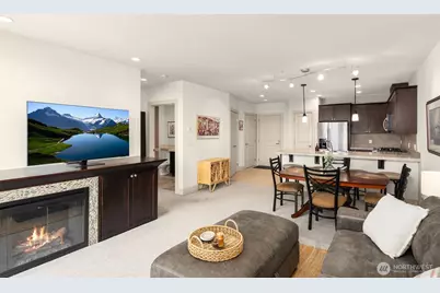 6801 Greenwood Avenue N #304, Seattle, WA 98103 - Photo 9