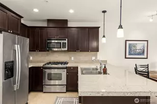 6801 Greenwood Ave N, Seattle, WA 98103 - Photo 5