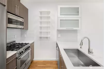 209 13th Avenue E #B, Seattle, WA 98102 - Photo 9