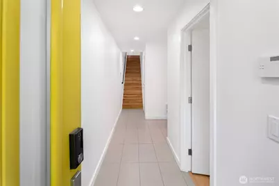 209 13th Avenue E #B, Seattle, WA 98102 - Photo 5