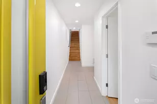 209 13th Ave E, Seattle, WA 98102 - Photo 5