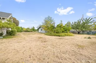 537 W 6th St, Port Angeles, WA 98362 - Photo 33