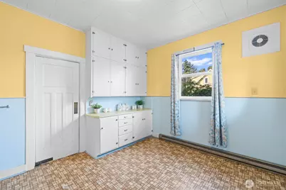 537 W 6th Street, Port Angeles, WA 98362 - Photo 21