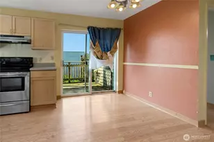 1735 28th Ave S, Seattle, WA 98144 - Photo 3