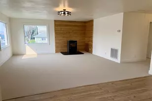 511 SE Brace St, Wilbur, WA 99185 - Photo 3