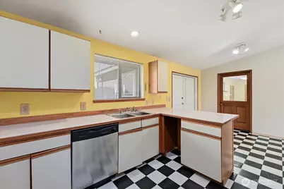 403 Neptune Place, East Wenatchee, WA 98802 - Photo 7