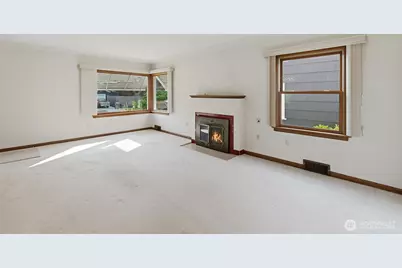 1015 N Sheridan Avenue, Tacoma, WA 98403 - Photo 5
