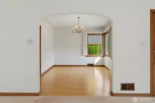 1015 N Sheridan Ave, Tacoma, WA 98403 - Photo 7