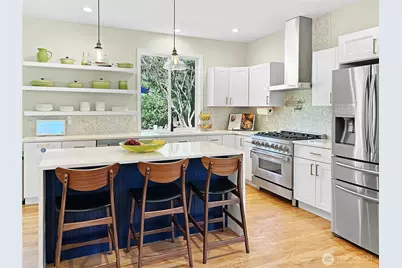 8700 Rosario Place NE, Bainbridge Island, WA 98110 - Photo 5