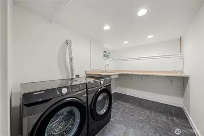 1509 4th Avenue W, Seattle, WA 98119 - Photo 25