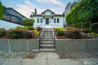 1509 4th Avenue W, Seattle, WA 98119 - Photo 3