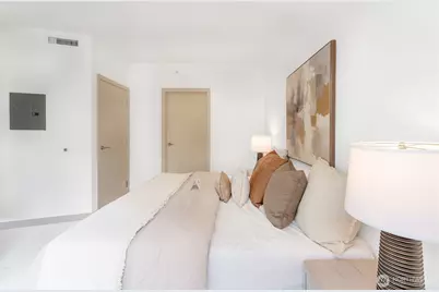 10650 NE 9th Place #723, Bellevue, WA 98004 - Photo 13