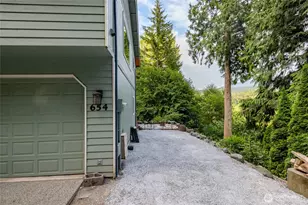 654 Crest Ln, Sedro Woolley, WA 98284 - Photo 31