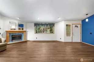 654 Crest Ln, Sedro Woolley, WA 98284 - Photo 11
