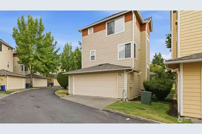 515 225th Place NE #33, Sammamish, WA 98074 - Photo 1