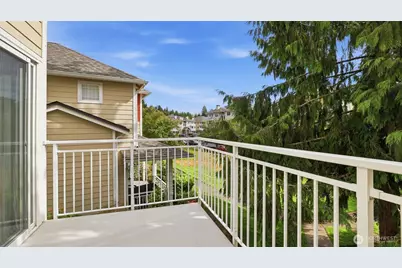 515 225th Place NE #33, Sammamish, WA 98074 - Photo 11