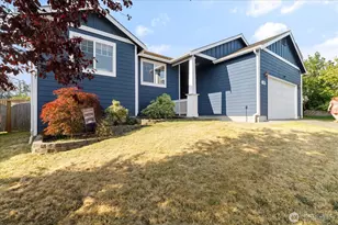 229 NW Cherry Hill Loop, Oak Harbor, WA 98277 - Photo 3