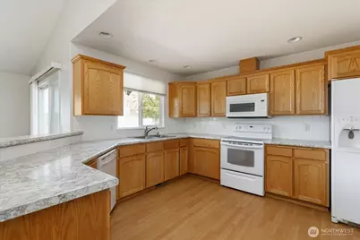 229 NW Cherry Hill Loop, Oak Harbor, WA 98277 - Photo 13