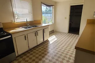 108 NE 157th St, Shoreline, WA 98155 - Photo 3