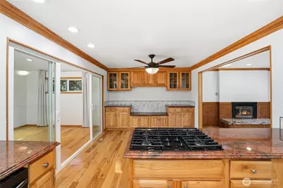 4820 W Tapps Drive E, Lake Tapps, WA 98391 - Photo 11
