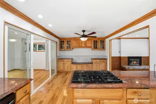 4820 W Tapps Dr E, Lake Tapps, WA 98391 - Photo 11