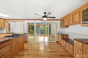 4820 W Tapps Dr E, Lake Tapps, WA 98391 - Photo 7