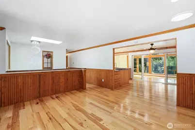 4820 W Tapps Drive E, Lake Tapps, WA 98391 - Photo 5