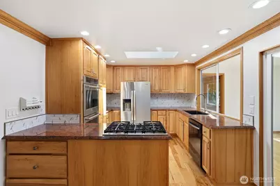 4820 W Tapps Drive E, Lake Tapps, WA 98391 - Photo 9