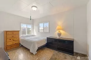 8643 Tacoma Ave S, Tacoma, WA 98444 - Photo 17