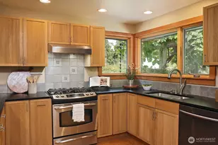 19424 Sr 525, Freeland, WA 98249 - Photo 15