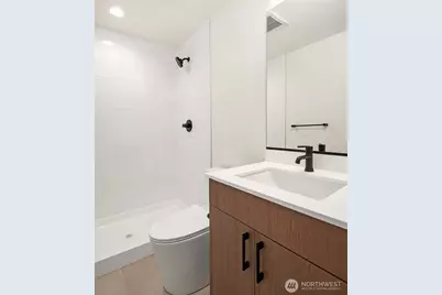 721 15th Avenue #B, Seattle, WA 98122 - Photo 15