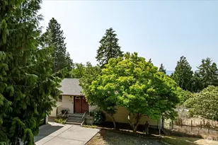 581 Olympic View Dr, Coupeville, WA 98239 - Photo 3