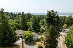 581 Olympic View Dr, Coupeville, WA 98239 - Photo 33
