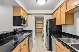 1124 N 92nd St, Seattle, WA 98103 - Photo 3