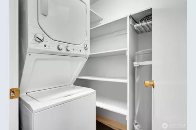 2501 Canterbury Lane E #320, Seattle, WA 98112 - Photo 27