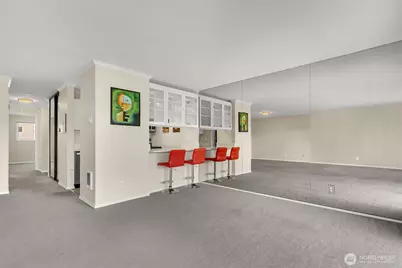 2501 Canterbury Lane E #320, Seattle, WA 98112 - Photo 19