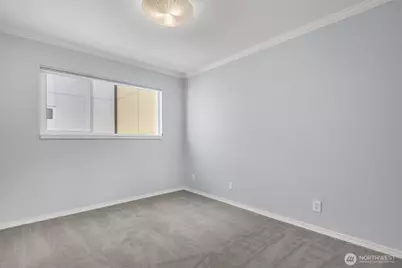 2501 Canterbury Lane E #320, Seattle, WA 98112 - Photo 25