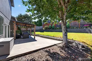 21024 Springhaven Way E, Bonney Lake, WA 98391 - Photo 25